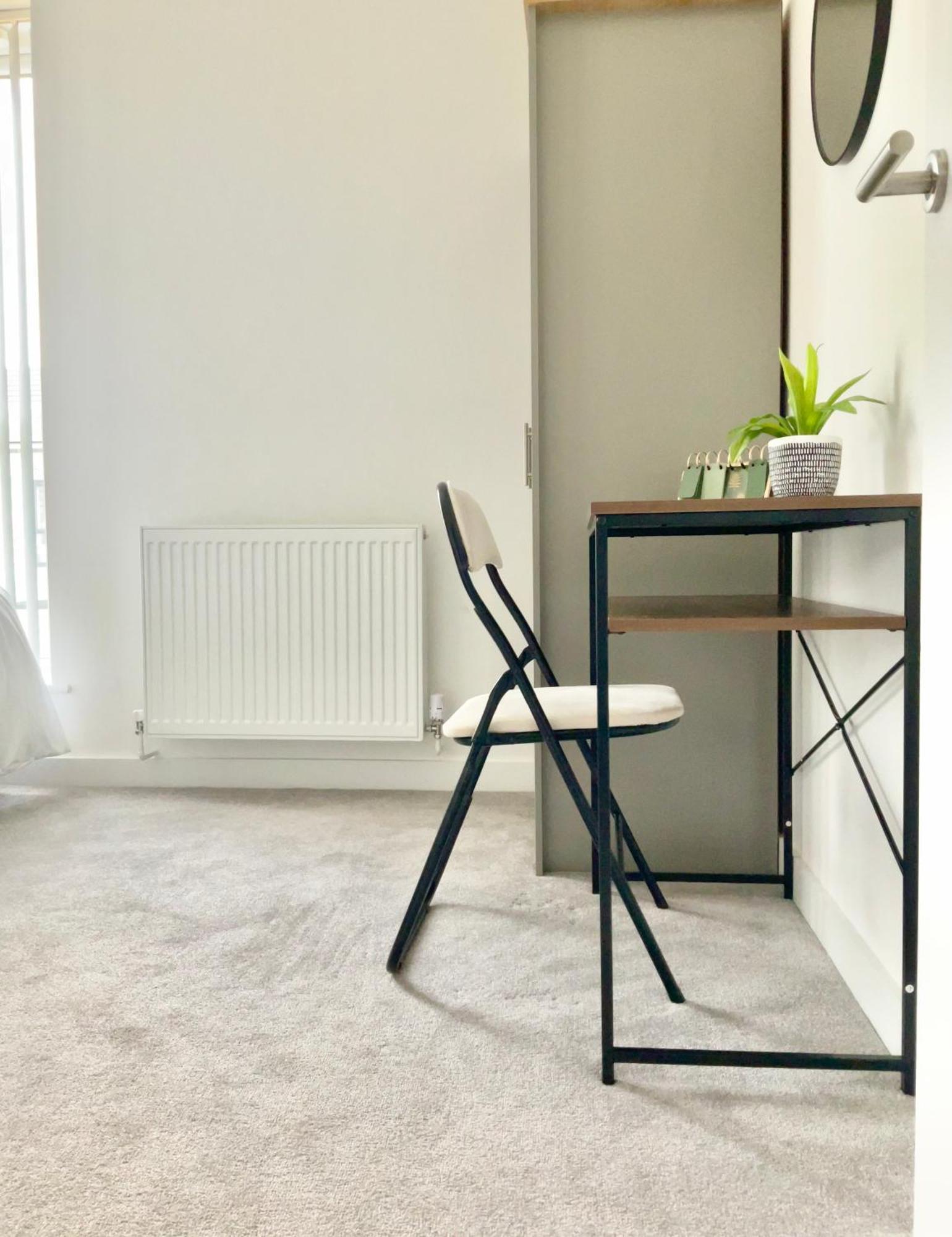The Parkes A Stylish 3Br House, 5 Mins From Central Birmingham Close To The Edgbaston Stadium, The Hippodrome, Uob, Aston And Bcu, China Town, Kings Heath Bhx Airport And Much More Exterior foto